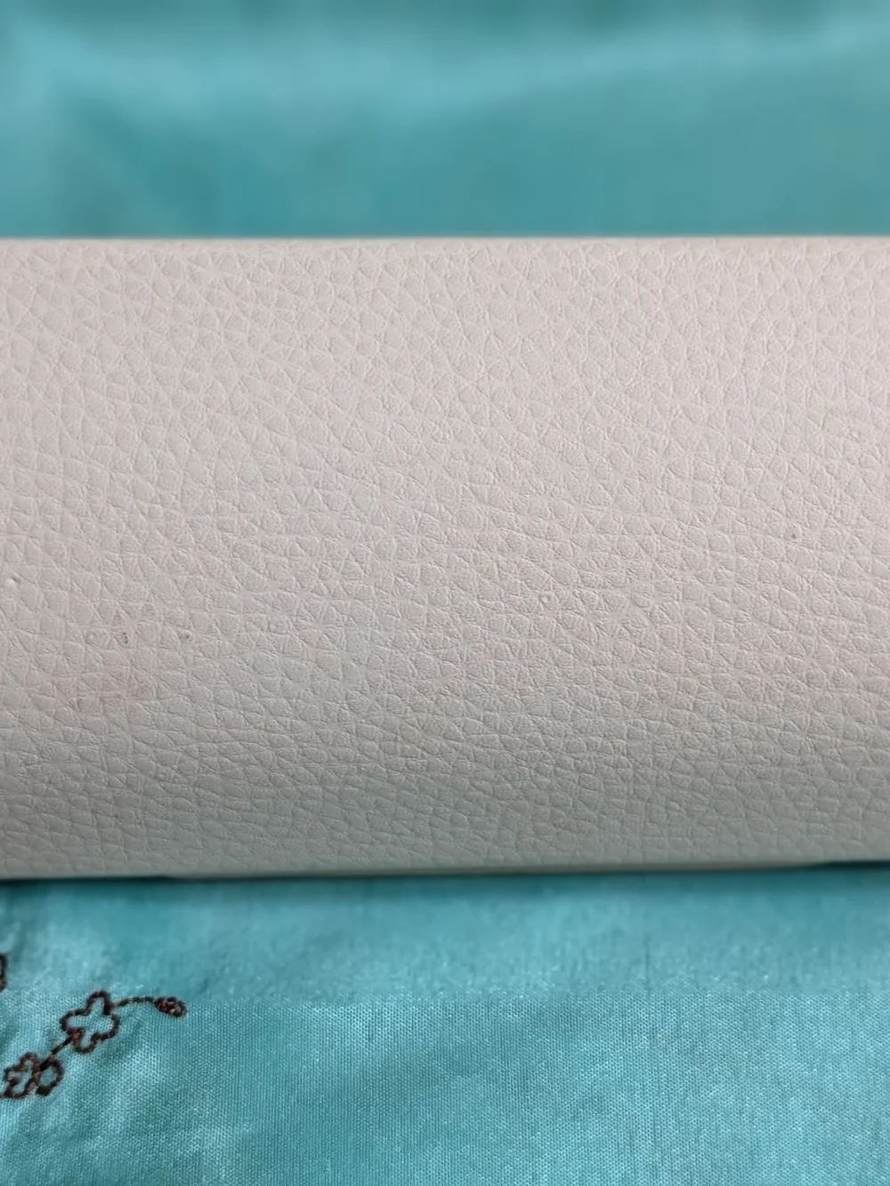 Michael Kors Pale Beige Pebbled  Leatherlike  Eyeglass Case, Like New